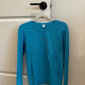 lululemon athletica Kayak Blue Light Long Sleeve Top